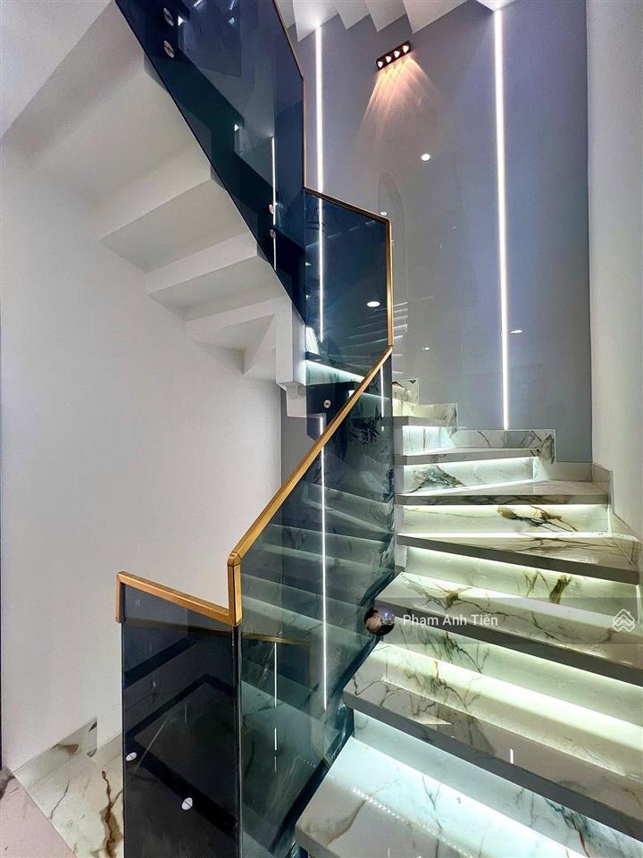 Nhà mới xây đã hoàn công. giá 2tỷ990/78m2 đường nguyễn thị tầnq.8, gần chợ rạch ông. cho thuê 20tr