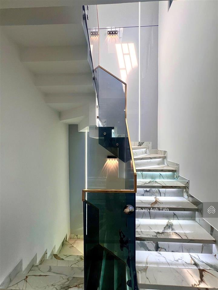 Nhà mới xây đã hoàn công. giá 2tỷ990/78m2 đường nguyễn thị tầnq.8, gần chợ rạch ông. cho thuê 20tr