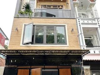 Cuối năm cần tiền bán nhà đoàn văn bơ  quận 4/79m2. gần chợ xóm chiếu. cho thuê 23tr