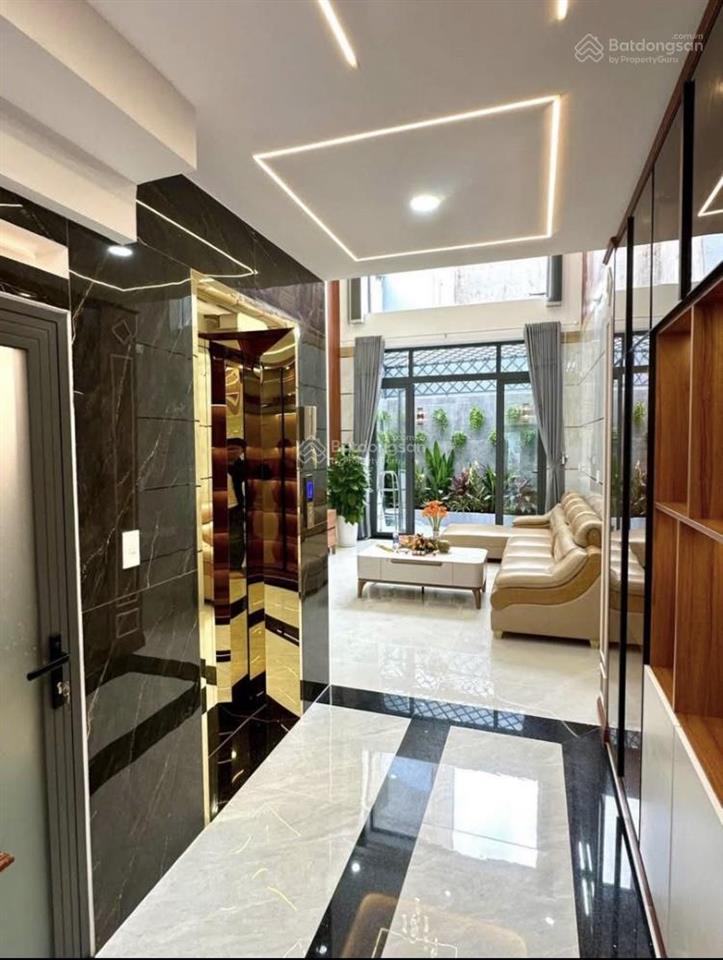 Cuối năm cần tiền bán nhà đoàn văn bơ  quận 4/79m2. gần chợ xóm chiếu. cho thuê 23tr