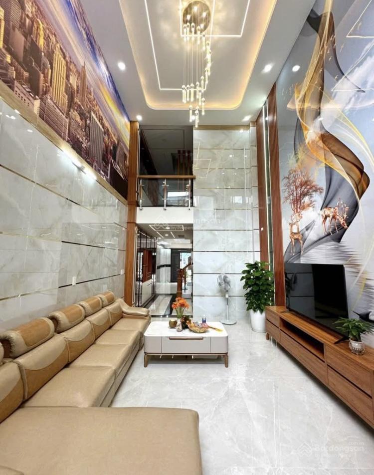 Cuối năm cần tiền bán nhà đoàn văn bơ  quận 4/79m2. gần chợ xóm chiếu. cho thuê 23tr