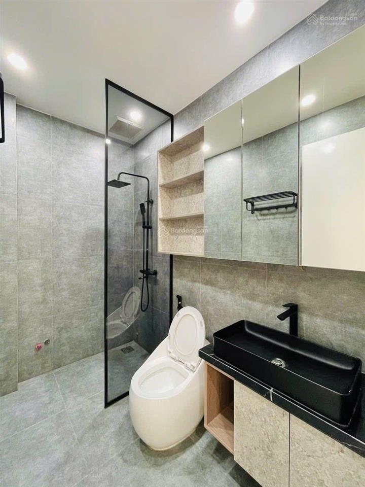 Nhà 3 lầu 76,8m2 hơn 4 tỏi đường ngô thị thu minh  tân bình. gần chợ phạm văn hai. thuê 24tr