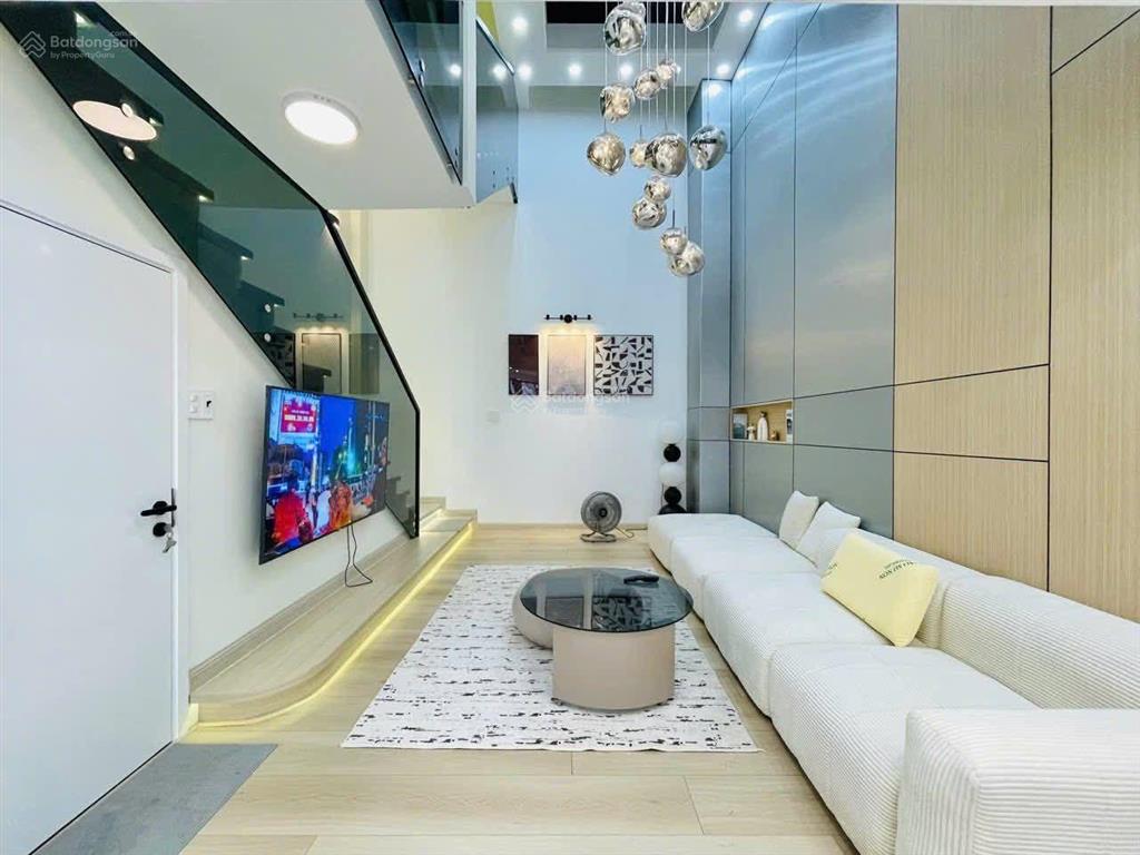 Nhà 3 lầu 76,8m2 hơn 4 tỏi đường ngô thị thu minh  tân bình. gần chợ phạm văn hai. thuê 24tr