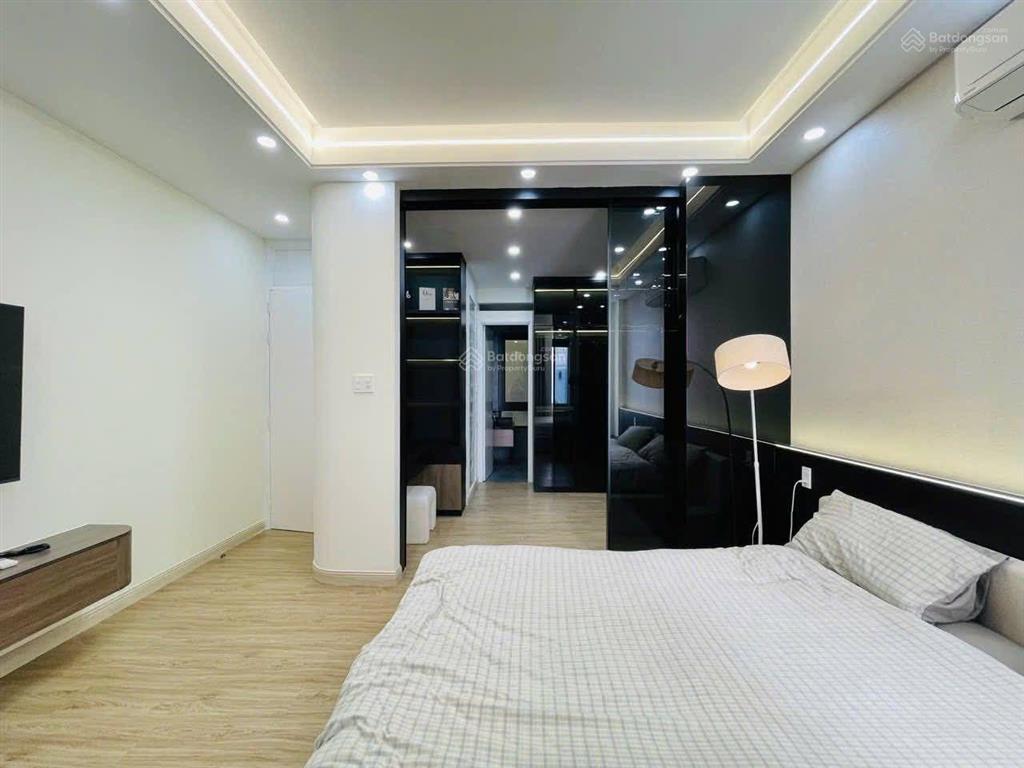 Nhà 3 lầu 76,8m2 hơn 4 tỏi đường ngô thị thu minh  tân bình. gần chợ phạm văn hai. thuê 24tr