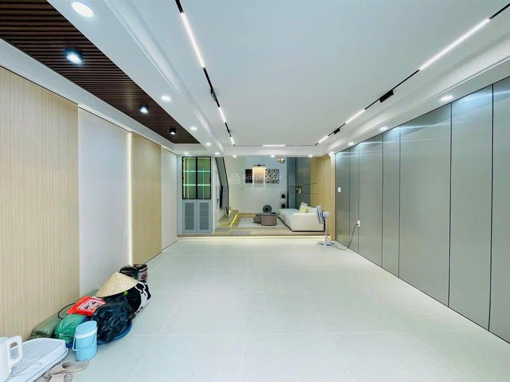 Nhà 3 lầu 76,8m2 hơn 4 tỏi đường ngô thị thu minh  tân bình. gần chợ phạm văn hai. thuê 24tr