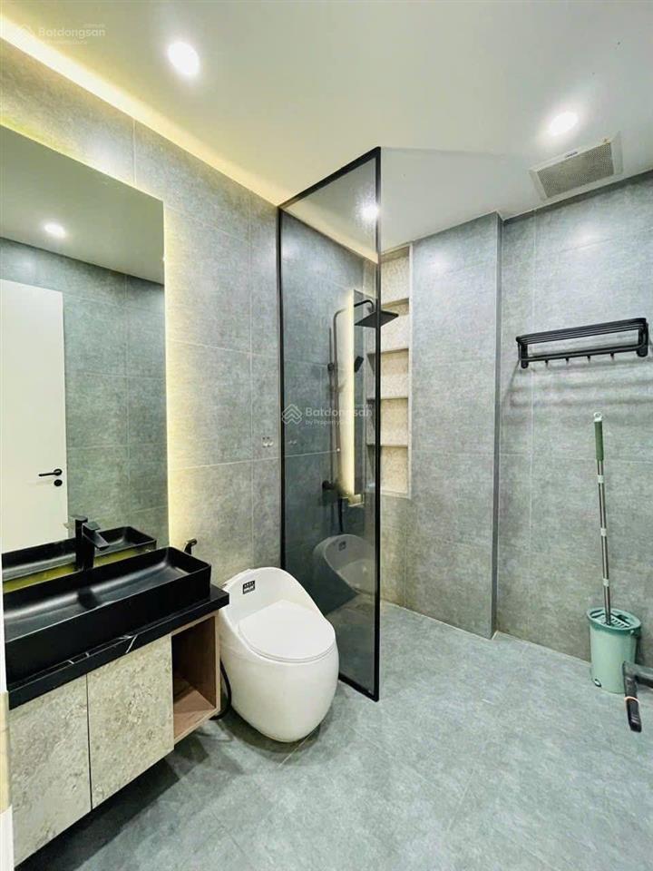 Nhà 3 lầu 76,8m2 hơn 4 tỏi đường ngô thị thu minh  tân bình. gần chợ phạm văn hai. thuê 24tr