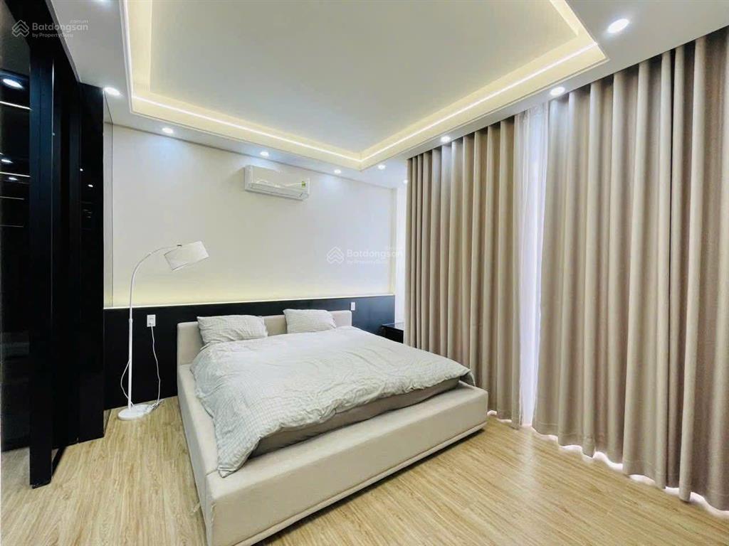 Nhà 3 lầu 76,8m2 hơn 4 tỏi đường ngô thị thu minh  tân bình. gần chợ phạm văn hai. thuê 24tr
