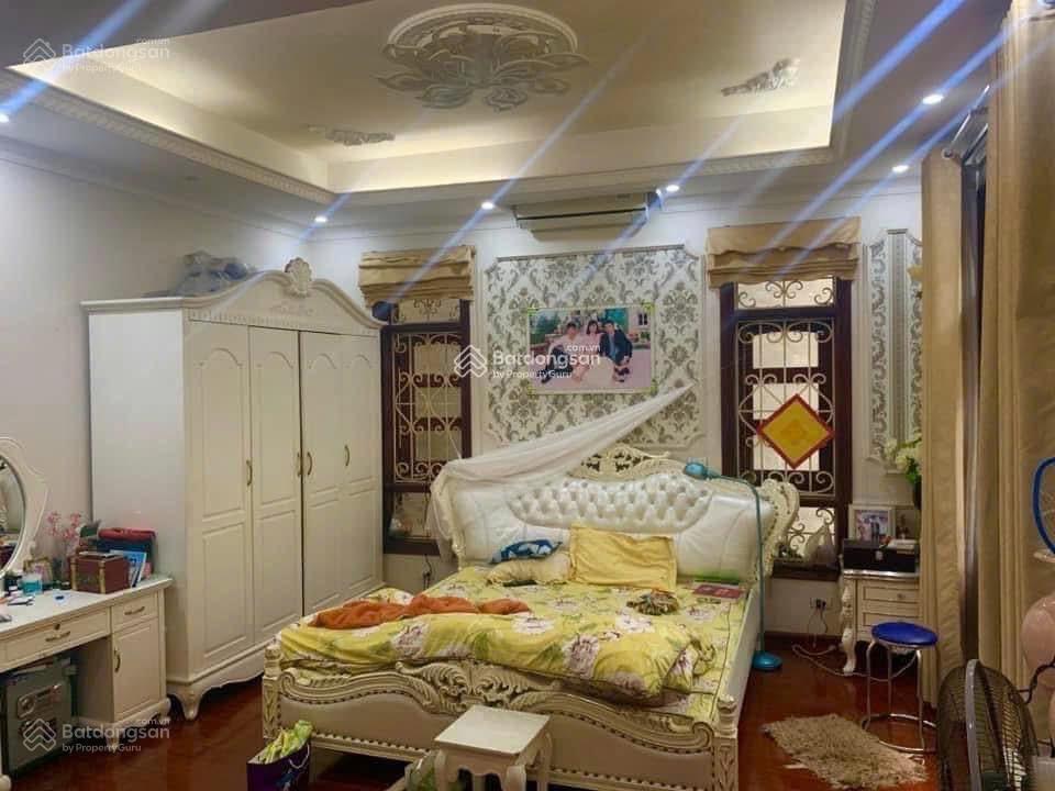 Sở hữu ngay nhà  4 tầng dt 84m2 thạch thị thanh, tân định quận 1. gần công viên lê văn tám