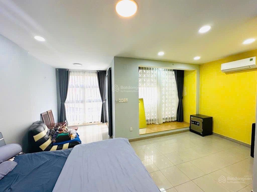 Cần bán gấp nhà ngay đường lê tự tàip.4phú nhuận. dt72m2/3tỷ38 ngay chợ nguyễn đình chiểu