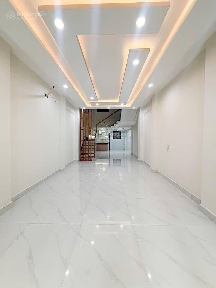 Thiện chí bán gấp nhà lý chính thắng quận 3. dt84,8m2/4tỷ290 gần chợ tân định 500m, đường ôtô 6m