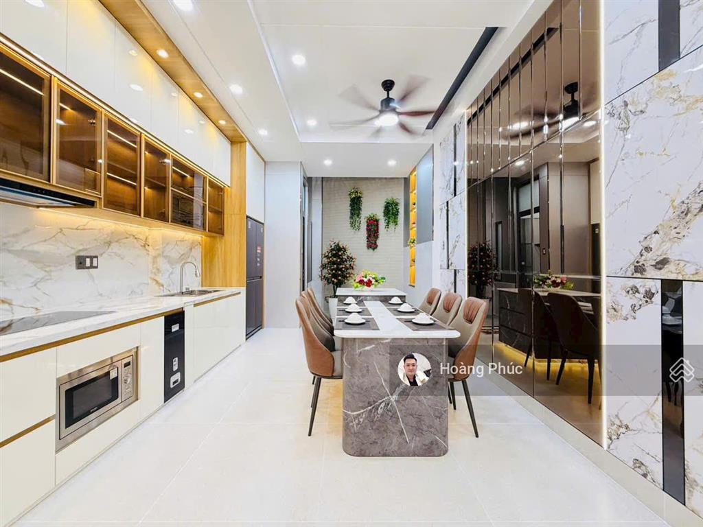 Nhà bán đường nguyễn đình chiểuq3 có gara ôtô, 4tỷ680/82m2, đang cho thuê 27tr, gần chợ vườn chuối