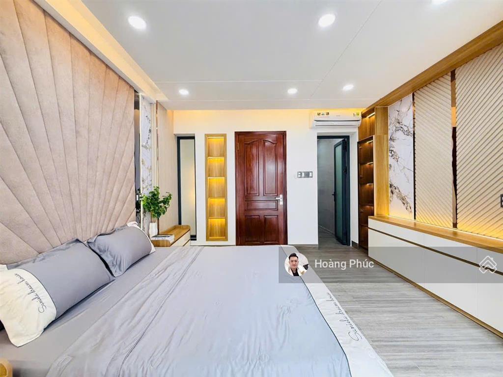 Nhà bán đường nguyễn đình chiểuq3 có gara ôtô, 4tỷ680/82m2, đang cho thuê 27tr, gần chợ vườn chuối