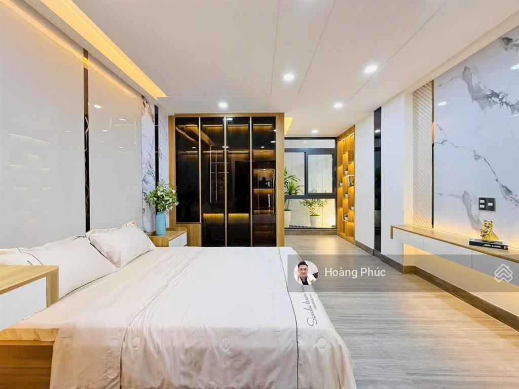 Nhà bán đường nguyễn đình chiểuq3 có gara ôtô, 4tỷ680/82m2, đang cho thuê 27tr, gần chợ vườn chuối