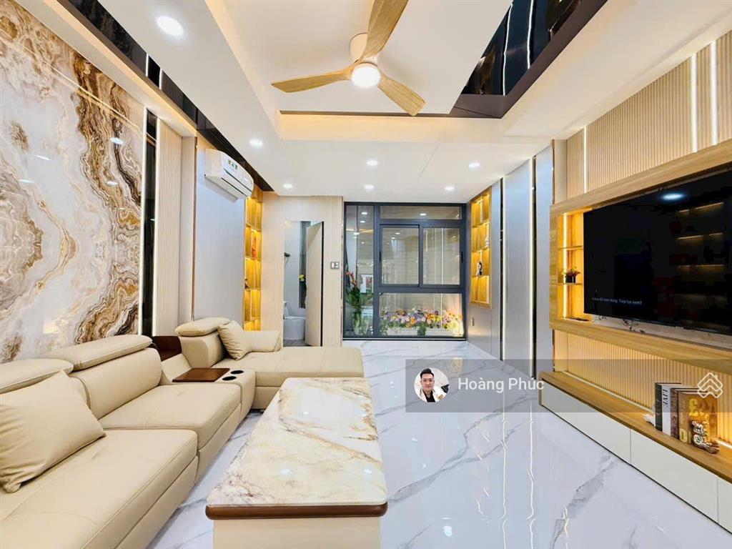 Nhà bán đường nguyễn đình chiểuq3 có gara ôtô, 4tỷ680/82m2, đang cho thuê 27tr, gần chợ vườn chuối