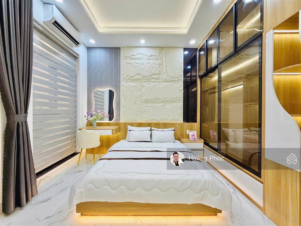 4tỷ375 cho một siêu phẩm 79m2 đường 6m lê quý đônq3, sát coopmart nguyễn đình chiểu, cho thuê 27tr