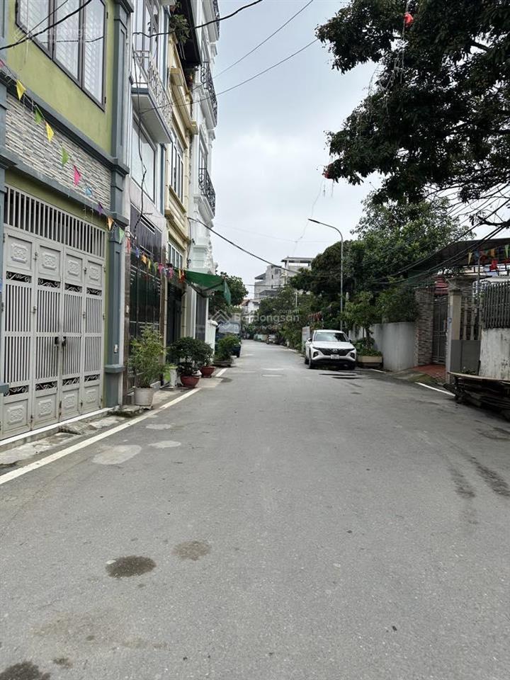 Cc bán lô góc 167m2, mt 8.2, tân xã, hoà lạc. gần đh fpt, khu cnc, dân cư hiện hữu. giá chỉ 3.25 tỷ