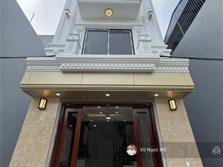 Nhà 5 tầng 32m2, 3 ngủ, ô tô đỗ cách 30m, chỉ 600m ra quốc lộ 6, cầu mai lĩnh hà đông, giá 3.45 tỷ.