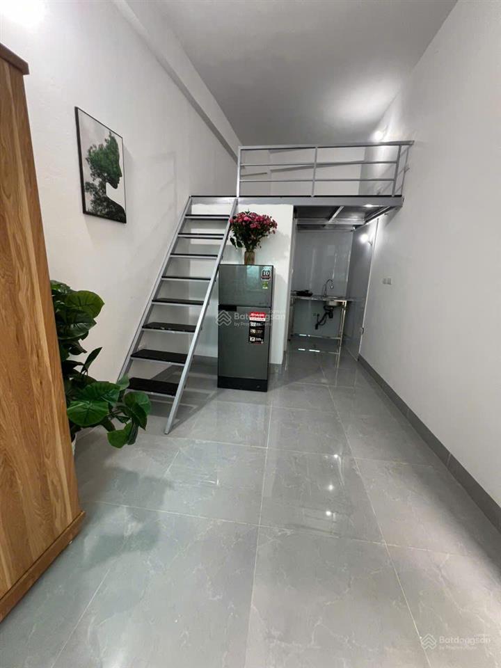 Cho thuê phòng 3,2tr, trọ mới full đồ có thang máy gần đại học công nghiệp, fpt, đông á