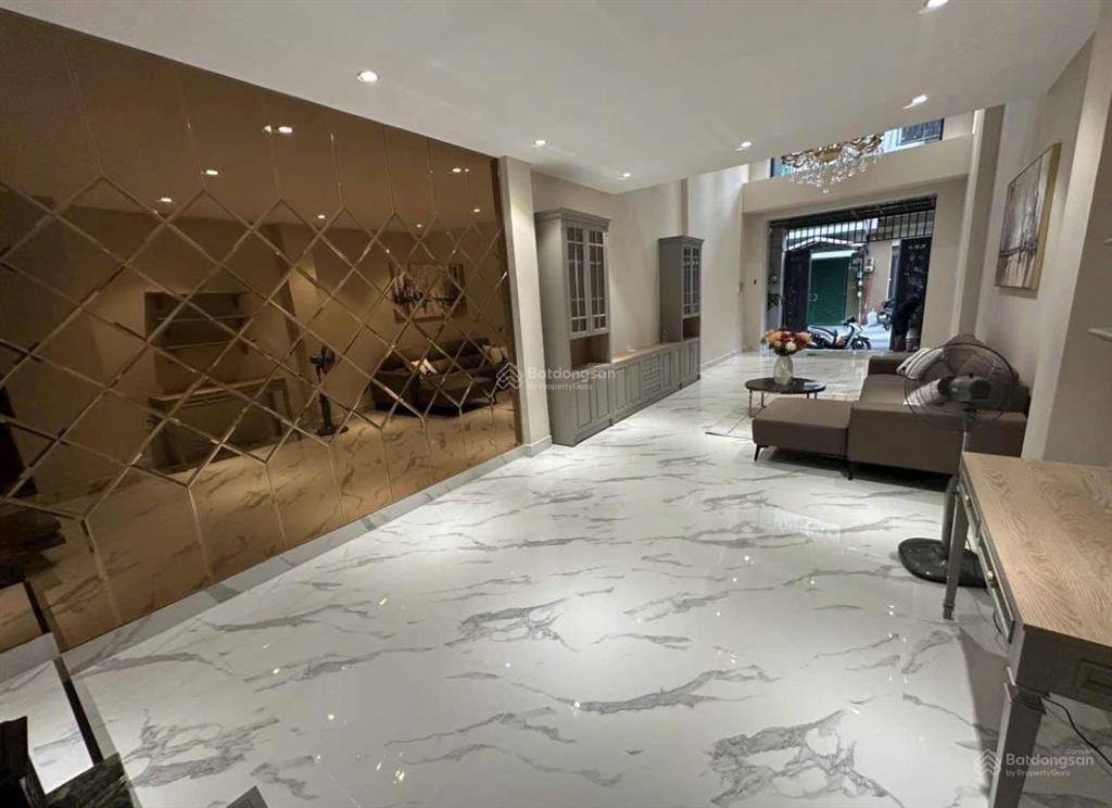 Cần bán nhà mt kinh doanh cho thuê  đinh công tráng  quận 1  giá 7,16tỷ/63m2  cho thuê 32tr/th
