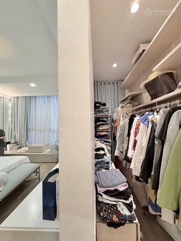 Siêu nhà phố nguyễn văn cừ, phường 1, quận 5  giá 4 tỷ 950/ dt 77m2. đang cho thuê 26 triệu