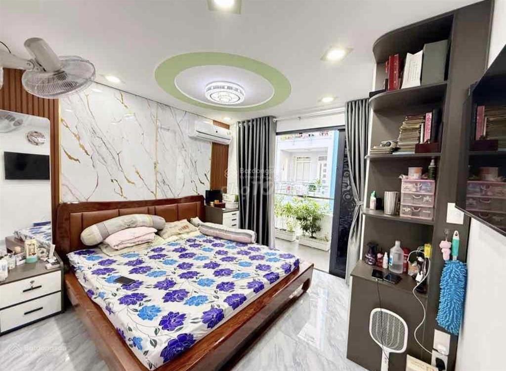 Sát tết giảm nhanh bán ngay nhà an bình, p5, quận 5. giá sốc 5tỷ740/ 4mx15m. nhà 3lầu shr