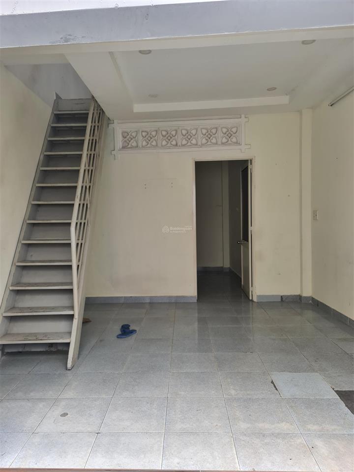 Nhỉnh 5tỷ có ngay nhà 2tầng 44m2 shr khu dân cư hiiện hữu nguyễn văn nguyễn ptân định quận 1 gần mt