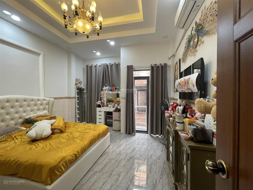 Chỉ 3,8tỷ có ngay căn nhà 3 tầng đẹp lung linh 44m2 shr khu dân cư hiện hữu phạm thế hiển p7 quận 8