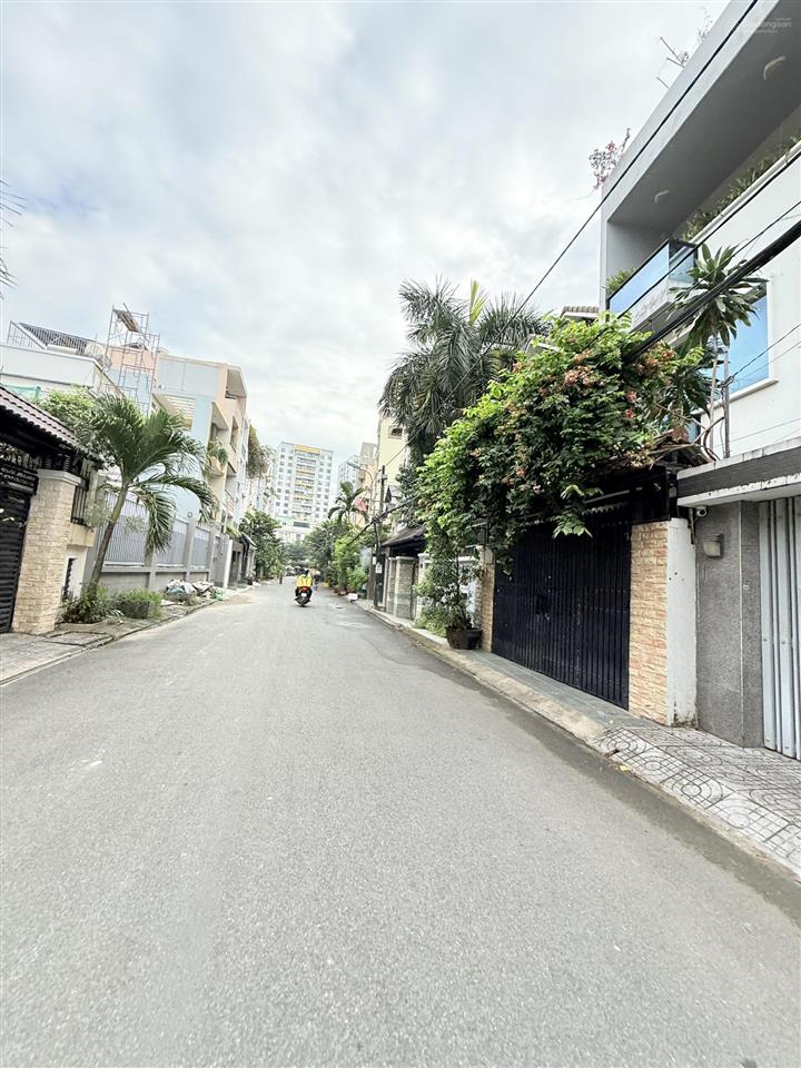 Biệt thự gò vấp, 1 đời chủ trong khu biệt thự osimi, an lộc nguyễn oanh, 250m2, 16.2x15m, 4t + hầm