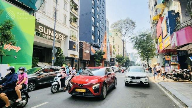 Khách sạn khu chợ bến thành, gần new world, lê thánh tôn, lê lợi, 60m2, 5t, 10p, khai thác 200tr/th