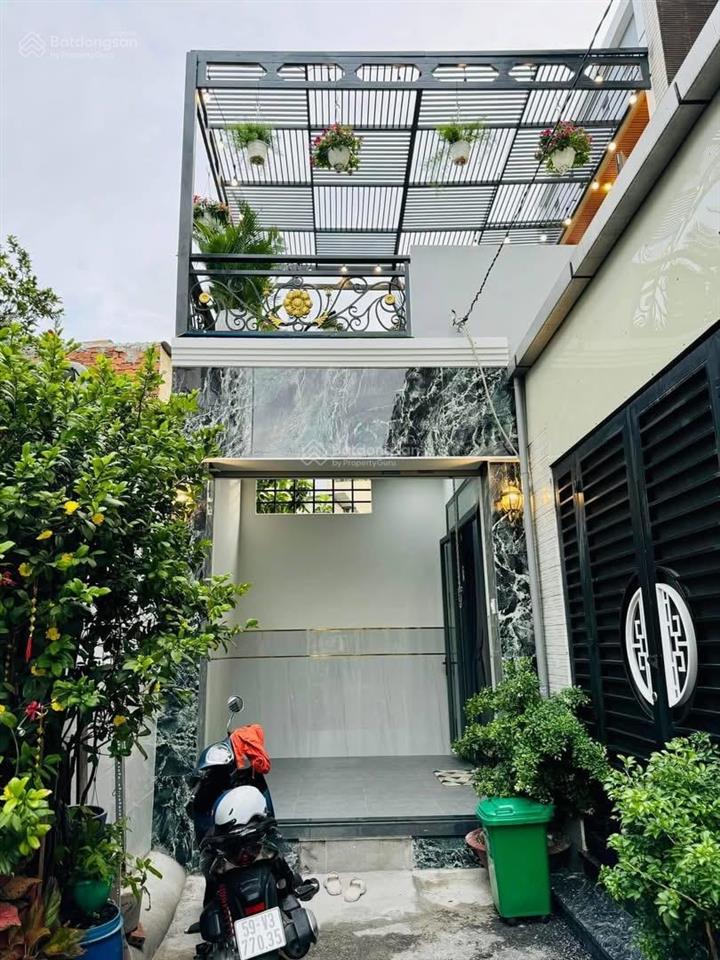 Cô, chú bán gấp nhà đ. lý văn phúc, q1, kế công viên lê văn tám, giá 4,1 tỷ còn hđ thuê 27tr/th
