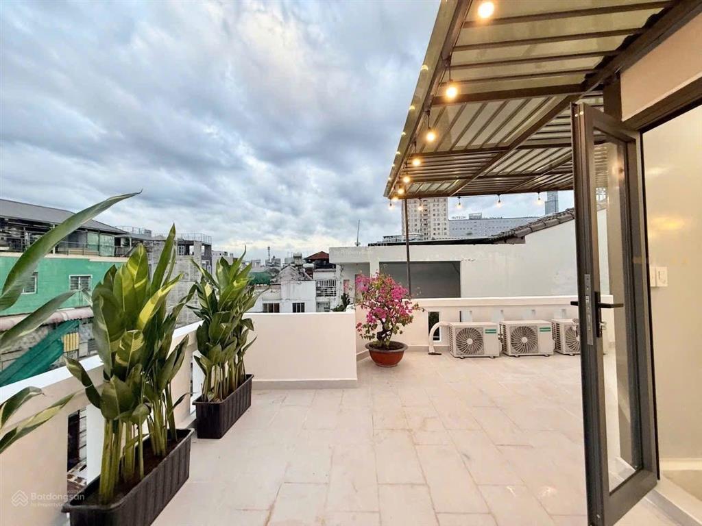 Cô 6 bán nhà đường nguyễn gia trí, quận bình thạnh, giá 3,8 tỷ, dt gần 83m2, gần đại học hutech