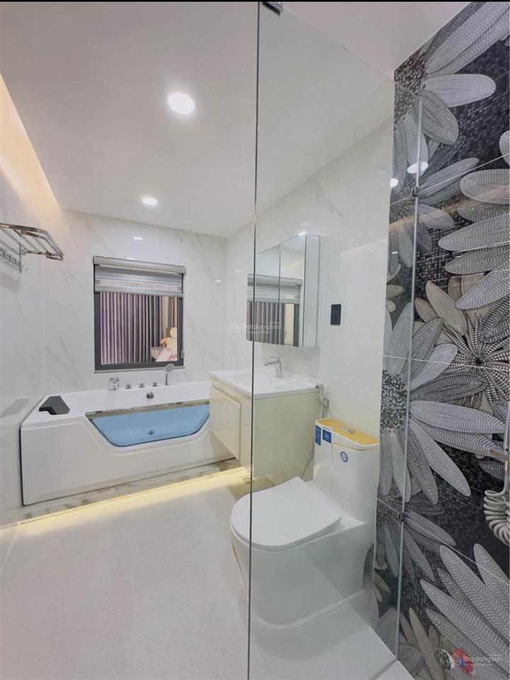 Bán nhà đ. xuân thủy, q2, giá 4,6 tỷ, còn hđ thuê hơn 24 tr/tháng, gần ga metro thảo điền