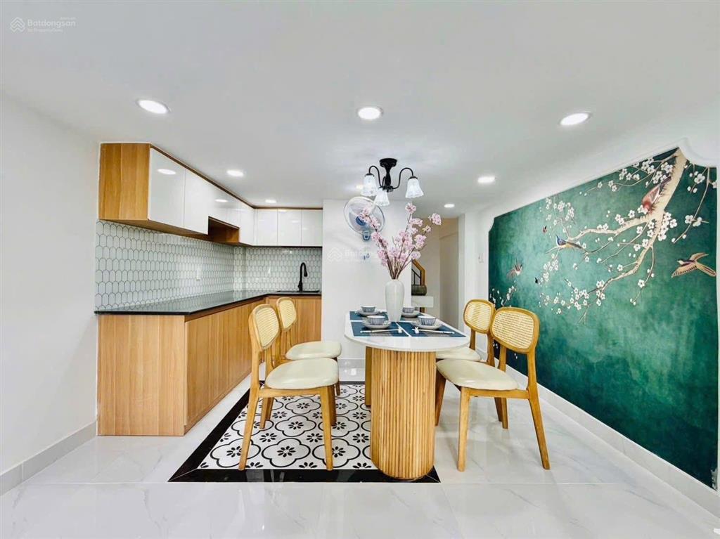 Nhà nhỏ mà xịn phú nhuận, 63m2, 3,98 tỷ, hđ thuê 16tr/tháng, cách cầu bông hơn 1km