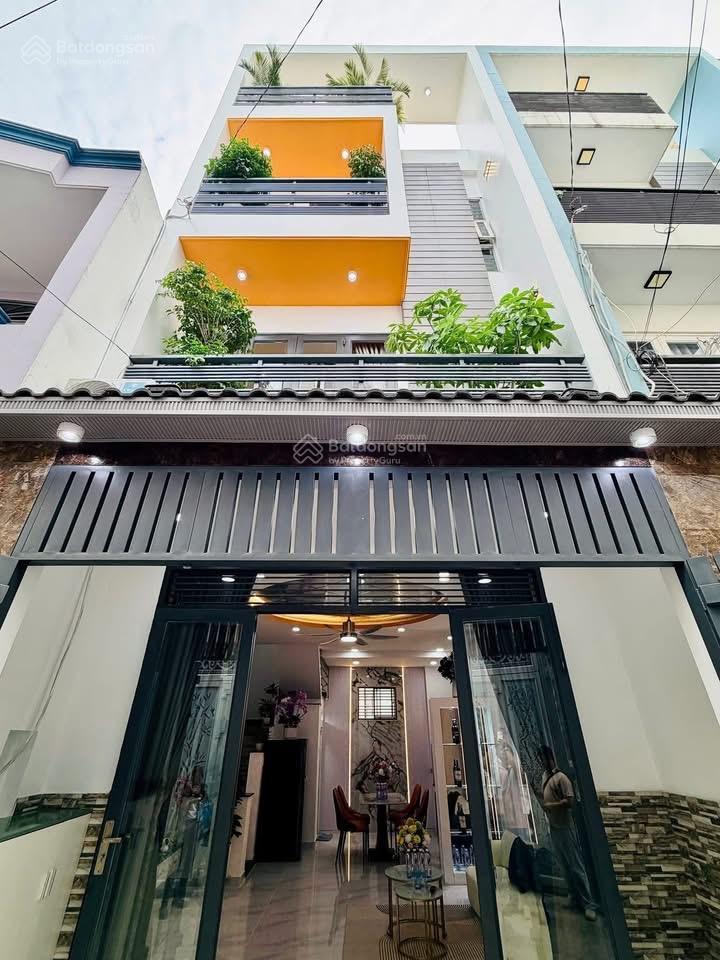 Cô 3 bán nhà nguyễn hữu cầu, q1, dt 70m2, giá 4,6 tỷ, đang thuê 33tr/tháng, gần cv lê văn tám