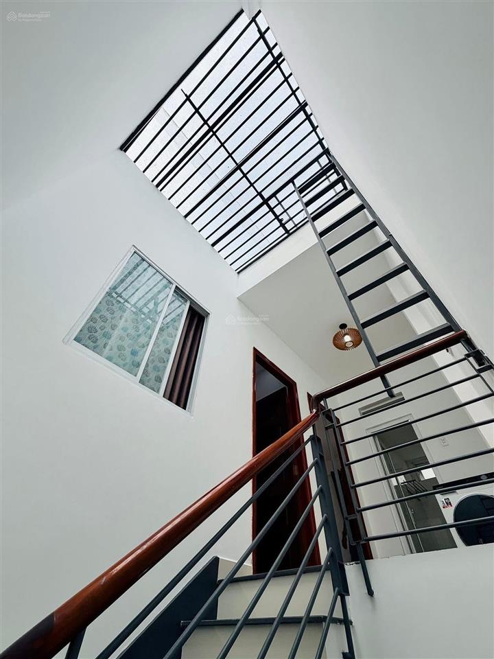 Cô 3 bán nhà nguyễn hữu cầu, q1, dt 70m2, giá 4,6 tỷ, đang thuê 33tr/tháng, gần cv lê văn tám