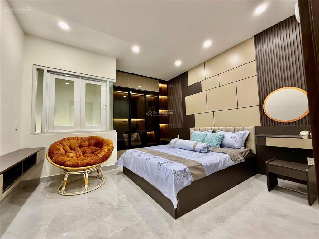 Nhà ngộp đường an dương vương, quận 5, giá 4,5 tỷ, dt 60m2, còn hđ thuê 30 triệu/tháng