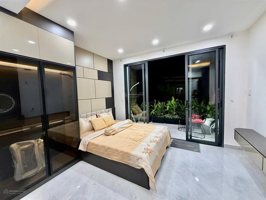 Nhà ngộp đường an dương vương, quận 5, giá 4,5 tỷ, dt 60m2, còn hđ thuê 30 triệu/tháng