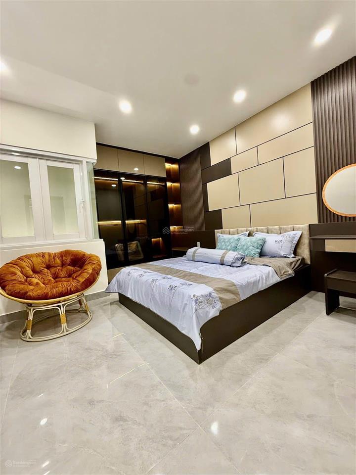 Nhà ngộp đường an dương vương, quận 5, giá 4,5 tỷ, dt 60m2, còn hđ thuê 30 triệu/tháng
