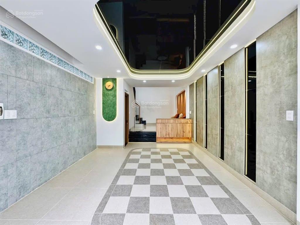 Bán gấp nhà đường huỳnh tấn phát, quận 7, 3,7 tỷ, với 55m2, đang cho thuê 15tr/tháng