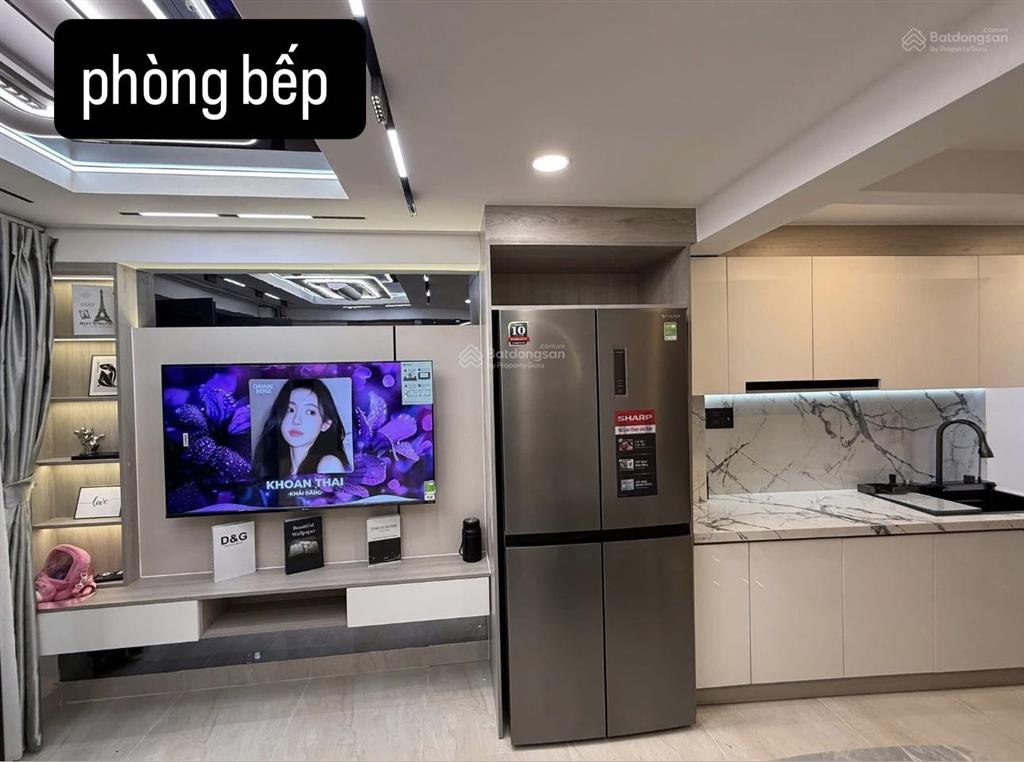 Bán gấp nhà trần phú, q5, dt 71.4m2 gần ngã 6 cộng hòa, giá 4,2 tỷ,đang còn hđ thuê 25 triệu/tháng