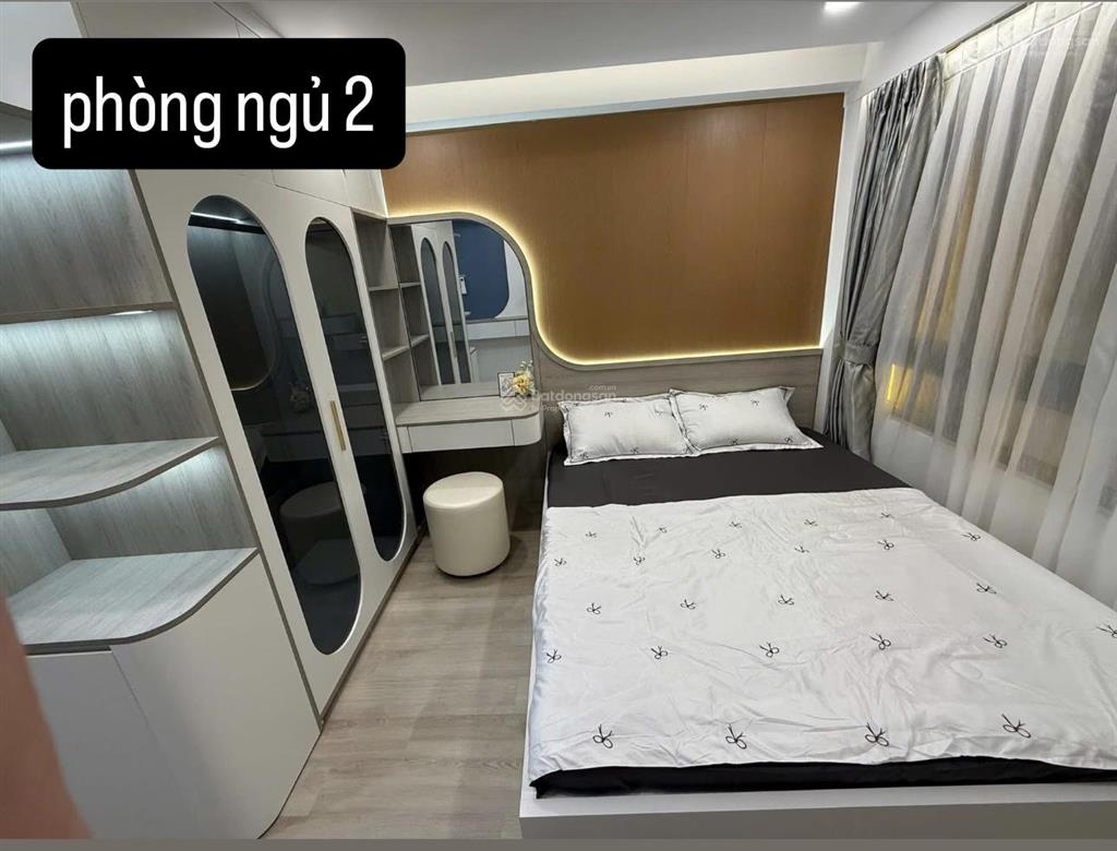 Bán gấp nhà trần phú, q5, dt 71.4m2 gần ngã 6 cộng hòa, giá 4,2 tỷ,đang còn hđ thuê 25 triệu/tháng