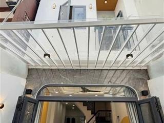 Cô 3 bán nhà đ. phan văn khỏe, q6, 68m2, cách coopmart hậu giang (5 phút đi xe)