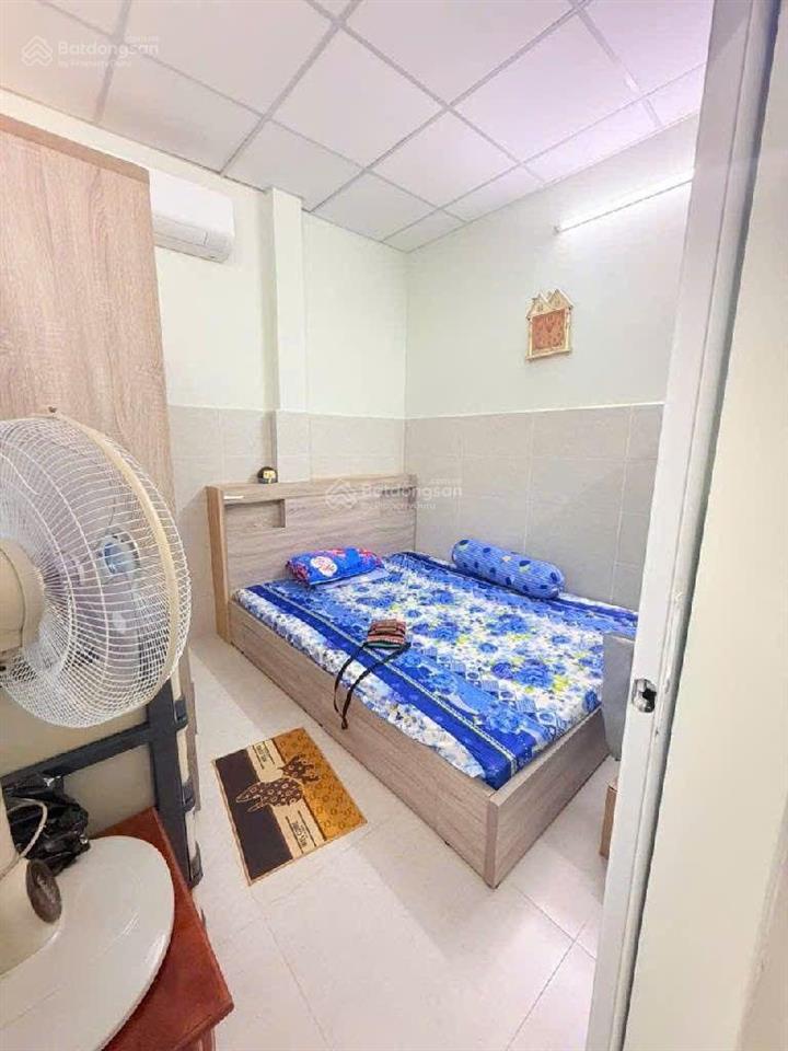 ( quận 4 ) bán nhà lô góc 2 mặt tiền đường số kinh doanh sầm uất ngang 4m2  chỉ 7,1 tỷ