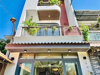 Nhà đẹp cách chợ tân định 100m đường nguyễn hữu cầu, quận 1. 65,2m2. cho thuê 25 triệu