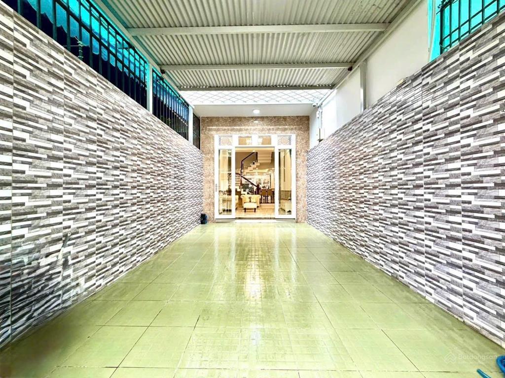 Hàng vip ngay khu nhà cao tầng đường tống hữu định, thảo điền, quận 2. giá 6.79tỷ/88m2 (4m x 22m)