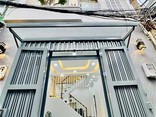 Nhà đẹp xe hơi đậu cửa cách đại học văn lang 100m  cô bắc, quận 1. giá 4.68tỷ/57,4m2. kd thuê 18tr