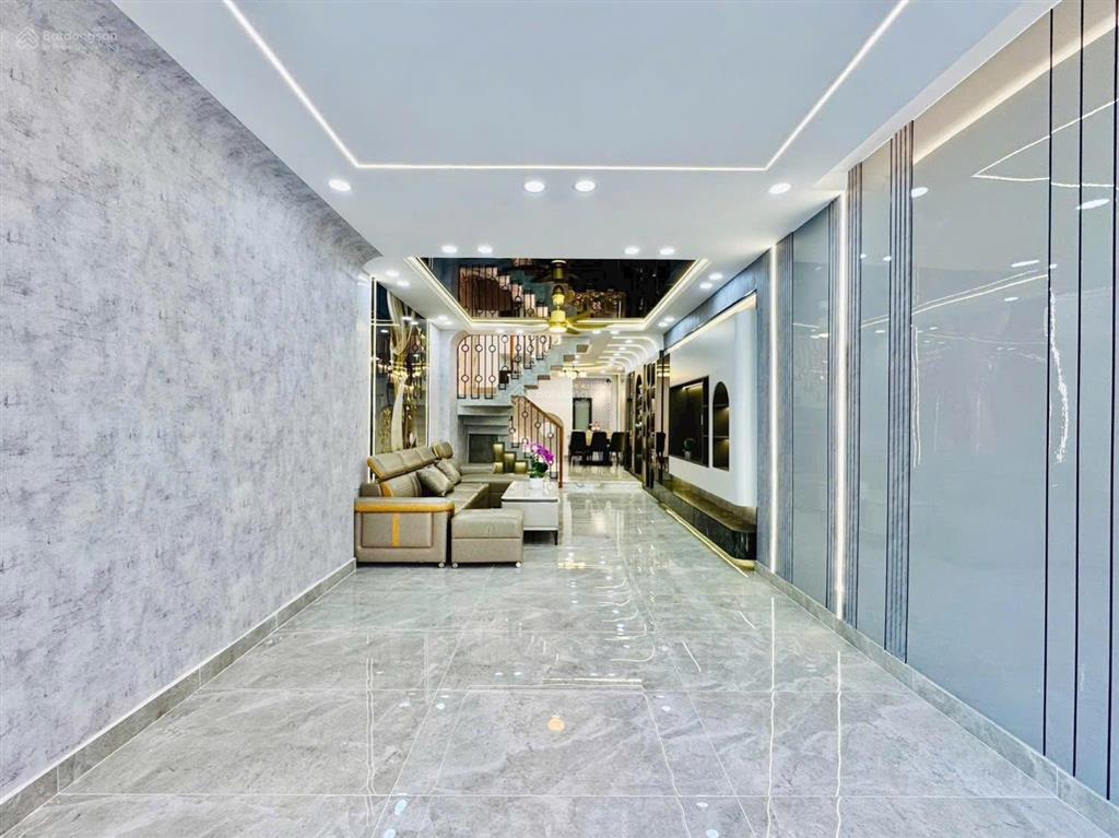 Tôi chủ cần bán gấp nhà cạnh chợ tân mỹ, quận 7. giá 3.66tỷ/67,2m2 (4,2m x 16m). sổ hồng riêng