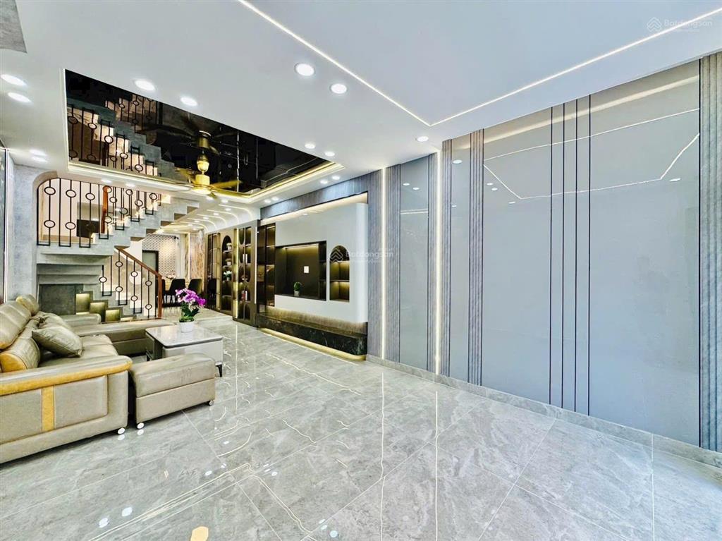 Tôi chủ cần bán gấp nhà cạnh chợ tân mỹ, quận 7. giá 3.66tỷ/67,2m2 (4,2m x 16m). sổ hồng riêng