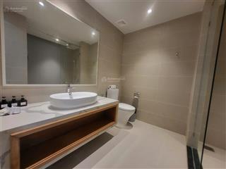 Căn n2912 tại tháp bắc diện tích 51.7m2. đã có sổ đỏ chính chủ và đầy đủ nội thất