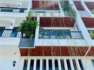 Bán nhà diên hồng, bình thạnh  ngang 6m x dài 11,5m. sổ sẵn hoàn công 2020